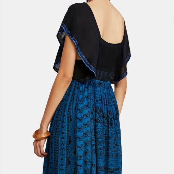 Free People Maxi Dress Flutter Sleeve Blue Black Floral Elephants - Picture 2 of 16